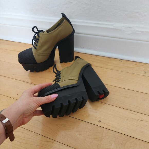 Hunter green canvas platform shoes, booties, limited edition - Picture 2 of 4